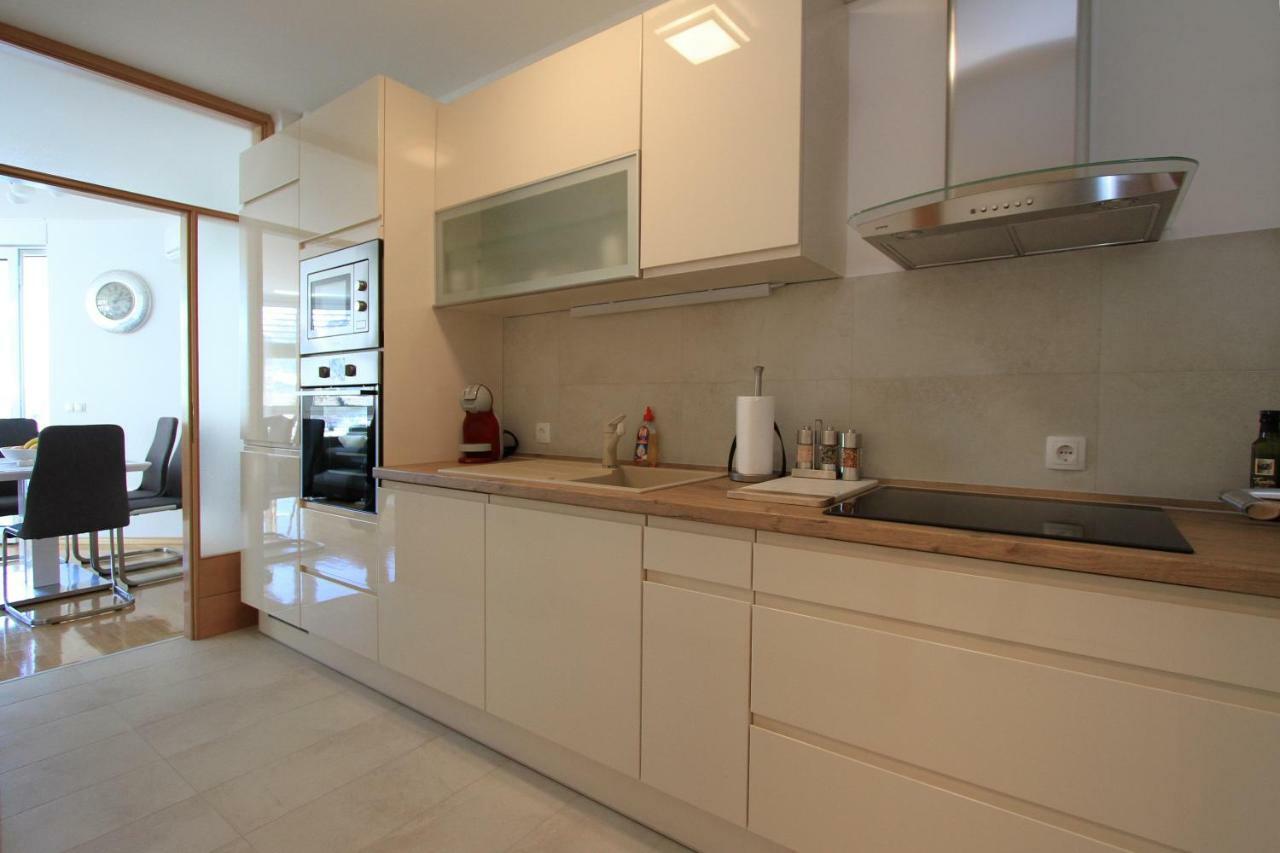 Luxury Omis Apartment Exteriör bild